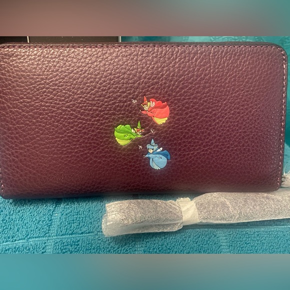 Disney X Coach Long Zip Around Wallet W/ Signature Canvas And Once Upon A Dream - Picture 5 of 7
